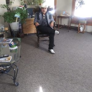 Meet your Posher, Abelardo